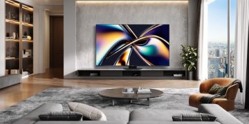 Hisense ULED MiniLED U8Q: a televisão que transforma a sala no teu cinema pessoal