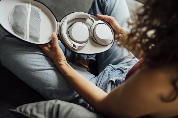 Beyerdynamic AVENTHO300 24 07 Case v3 2