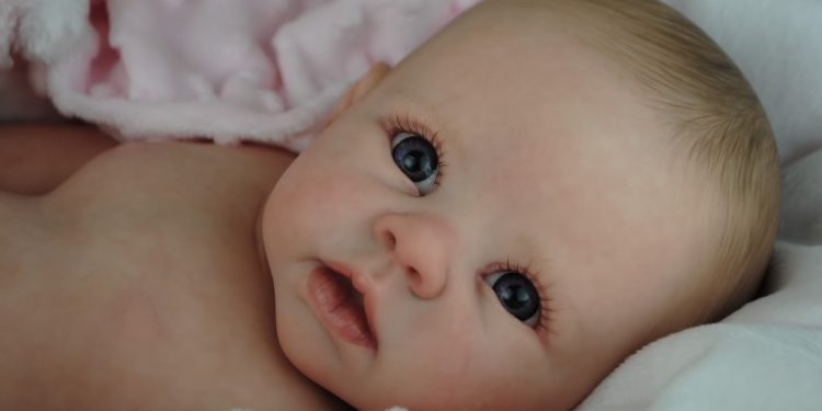 Bonecos Reborn: a ténue fronteira entre terapia e obsessão