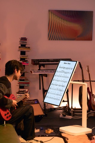 LG Smart Monitor Swing 3