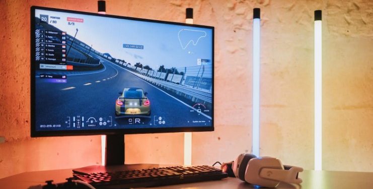 TCL Mini LED: monitores para gaming competitivo