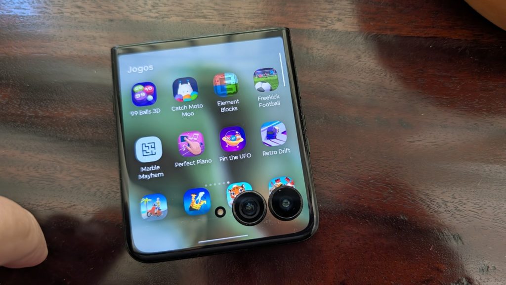 Analise Motorola Razr 60 Ultra g