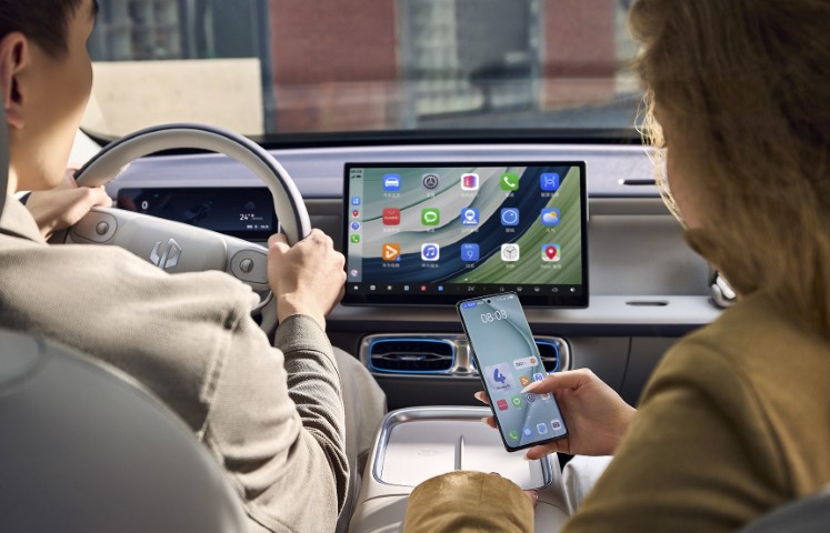 B10 Interior 1