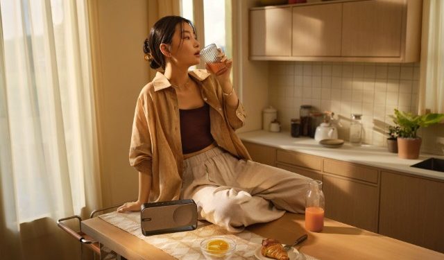 Coluna Bose SoundLink Home em alumínio, compacta e elegante, com Bluetooth 5.3