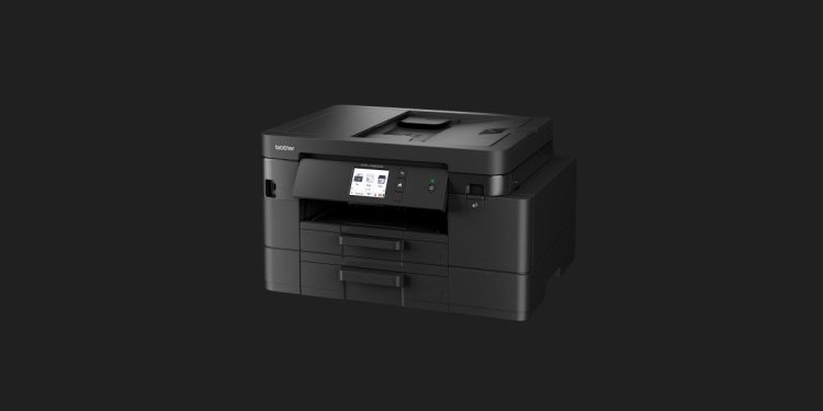 Brother: novas multifunções compactas para teletrabalho 1 Nova Brother MFC-J4550DW; impressora Brother com visor tátil; embalagem sustentável sem poliestireno.