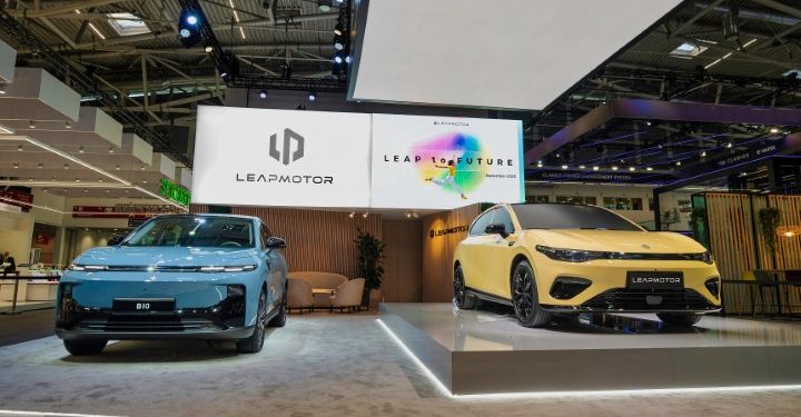Leapmotor B05 e B10 em estreia mundial no IAA Mobility 2025 em Munique Legenda imagem