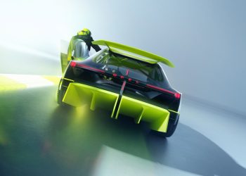 Opel Corsa GSE Vision Gran Turismo em estreia na Gran Turismo World Series
