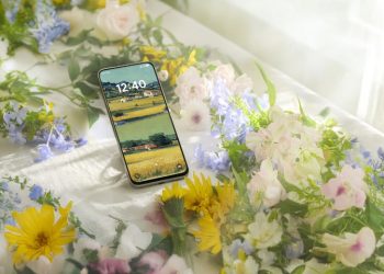 TCL NXTPAPER 60 Ultra com ecrã paper-like, T-Pen Magic e ferramentas de IA para conforto ocular