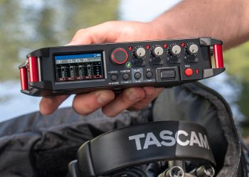 Gravador de campo TASCAM FR-AV4 com 4 canais e gravação em 32-Bit Float