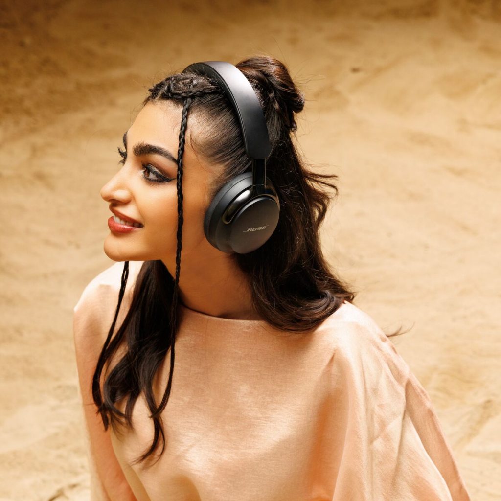 Bose QuietComfort Ultra 2: IA e som de cinema redefinem o silêncio 4 Bose QuietComfort Ultra 2 b