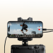 Hollyland Vcore ligado a câmara e smartphone, transformando o telemóvel num monitor 4K profissional.