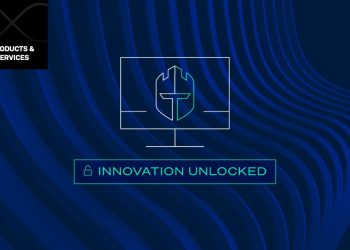 Especialista em cibersegurança da Sophos a monitorizar ameaças em tempo real