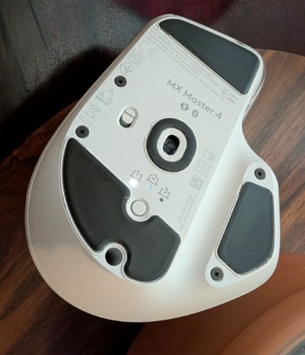 Analise Logitech MX Master 4 b 2