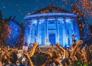 Bang & Olufsen celebra 100 anos de história com edições limitadas e Beolab 90 Titan Edition