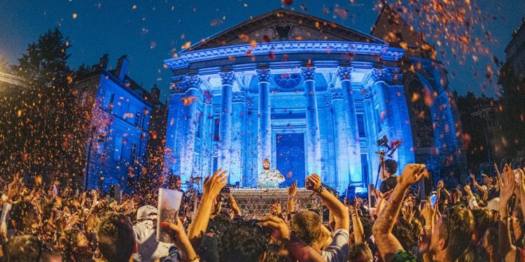 Bang & Olufsen celebra 100 anos de história com edições limitadas e Beolab 90 Titan Edition