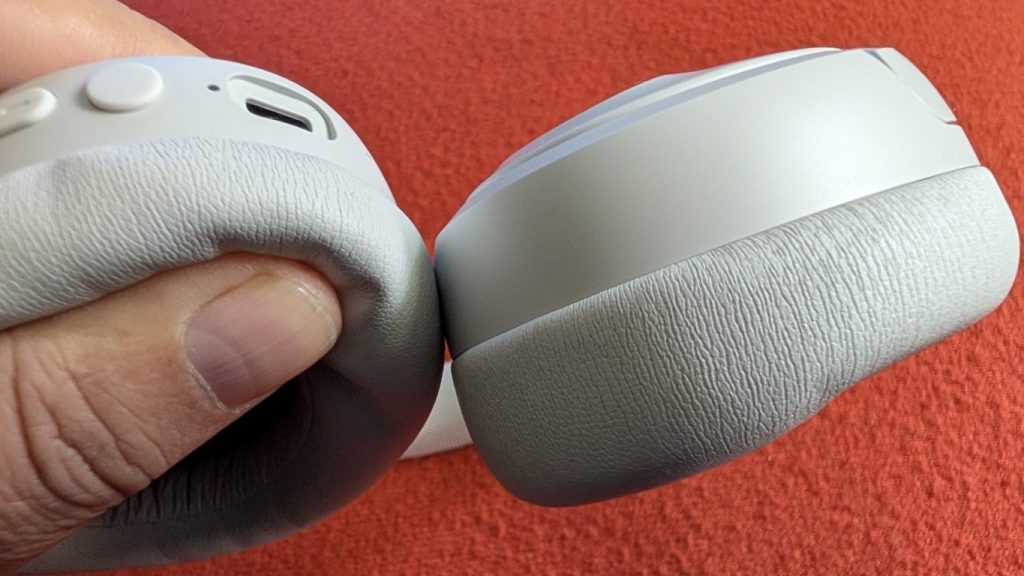 Analise JLab JBuds Lux ANC c