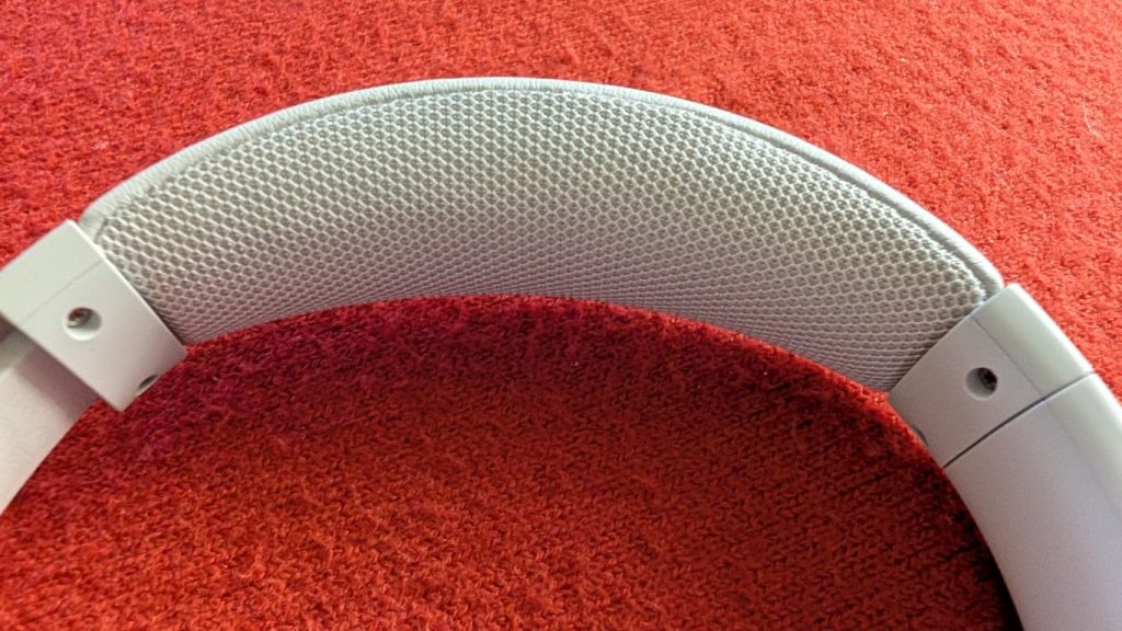 Analise JLab JBuds Lux ANC e