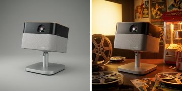 Epson LifeStudio Flex Plus EF-72 projector lifestyle com acabamento prateado, topo em madeira e suporte ajustáve
