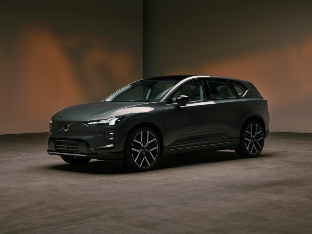 Volvo EX60: o eléctrico que quer acabar com a ansiedade 9 EX60 Lateral 01