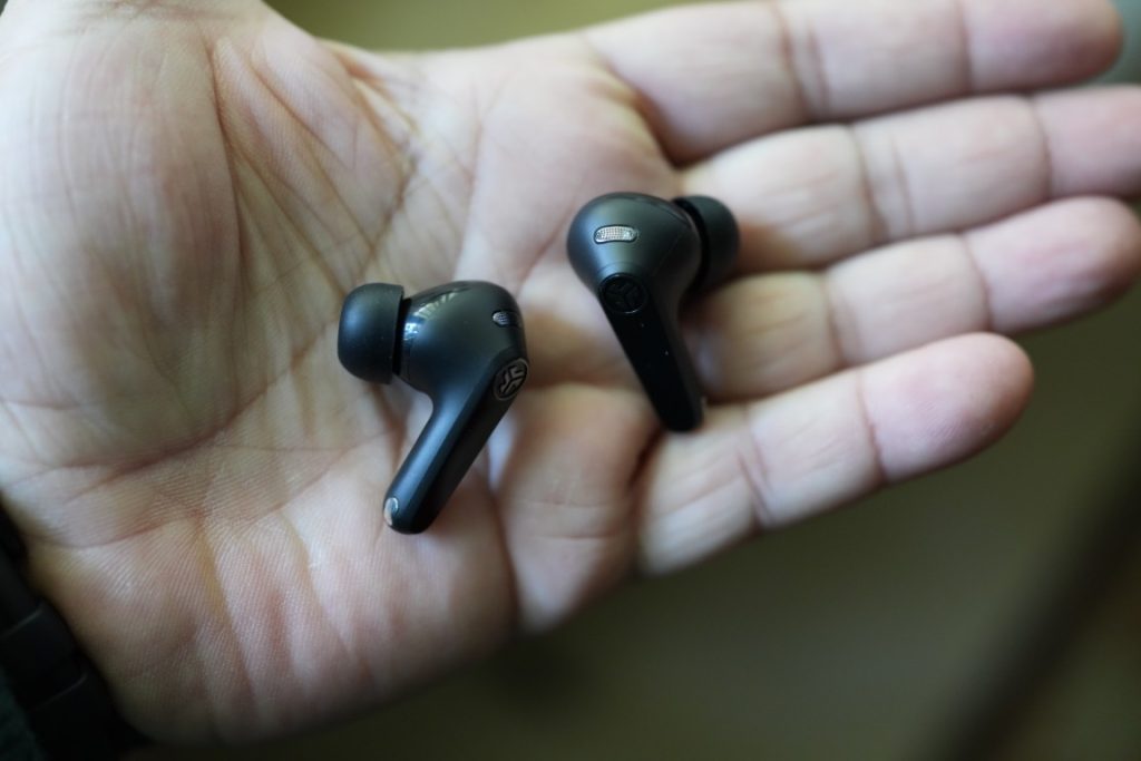 Analise JLab JBuds Pods ANC 6