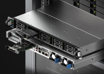 QNAP NAS TS-h1077AFU: suporte para SSDs SATA de alta densidade