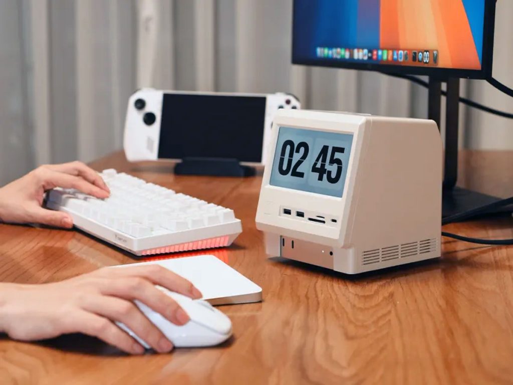 WOKYIS RETRO DOCKING STATION 1