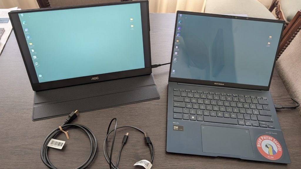 Analise AOC 16T20E2 ligado portatil 1