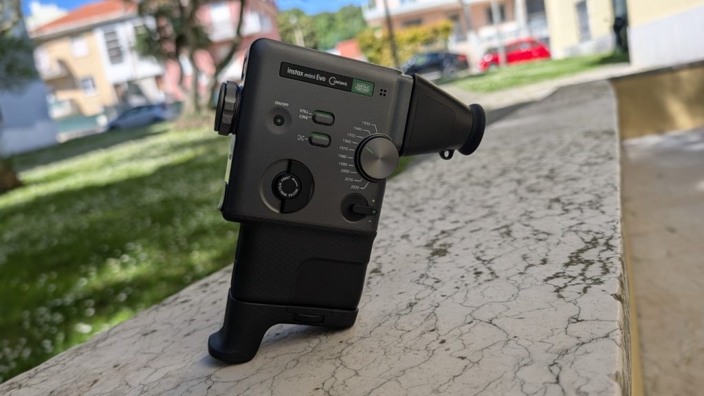 Analise Fujifilm Instax Mini Evo Cinema 2