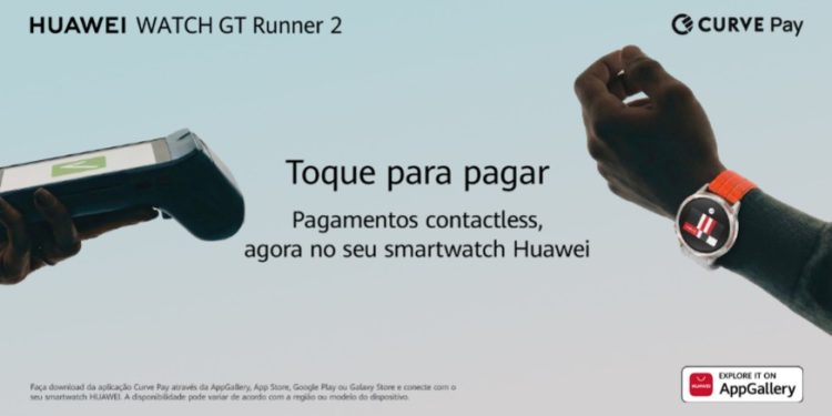 smartwatch Huawei com pagamento contactless Curve Pay ativo no ecrã