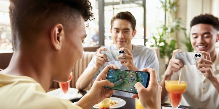 smartphones OPPO A6x e A6k em diferentes cores com ecrã brilhante e design moderno