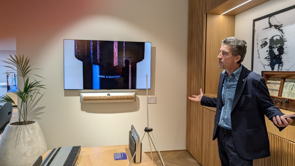 PXL 20260423 120333199.MP