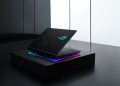 Portátil gaming ROG Strix SCAR 18 com ecrã mini-LED 4K de 240Hz, iluminação RGB e hardware Intel Core Ultra 9 com N