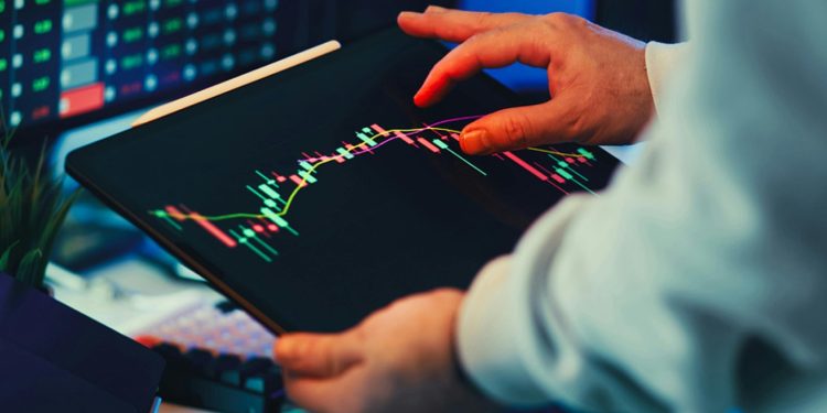 Investigadores portugueses da Devoteam analisam grandes volumes de opiniões digitais com inteligência artificial e grafos de conhecimento.