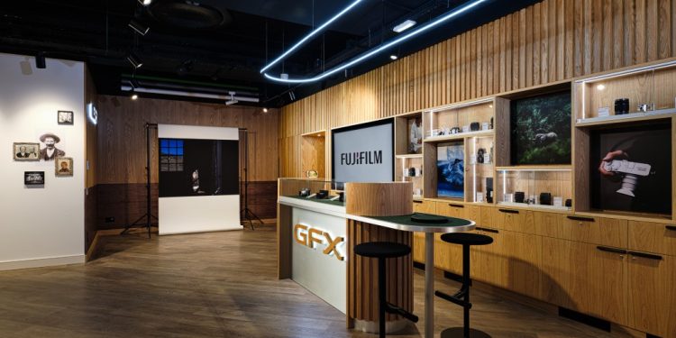 participantes num workshop de fotografia na Fujifilm House of Photography