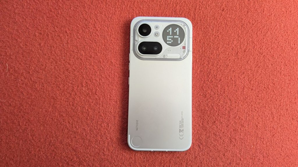 Análise Nothing Phone 4a Pro: Glyph Matrix renovada 3 Nothing Phone 4a Pro 3