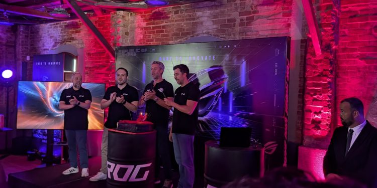 ROG celebrou 20 anos com novidades num encontro em Lisboa 1 Equipamentos Republic of Gamers Edition 20, incluindo portátil, teclado, rato, router e óculos gaming apresentados em Lisboa.