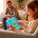 SPC WUUM e Circles reinventam o primeiro telemóvel 4 Criança utiliza o smartphone SPC WUUM ONE enquanto os pais gerem as definições através da aplicação Circles